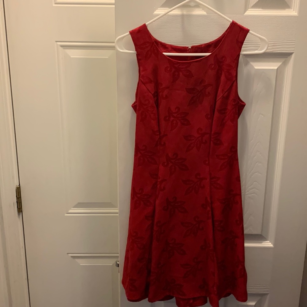 Be smart brand, size 5/6 red short party dress.